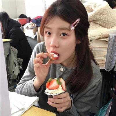 性爱成瘾的女人海报